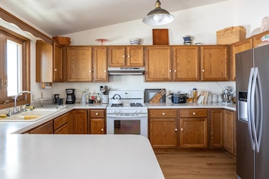 3200 Huckleberry Ln, Appleton, WI 54915 - photo 6