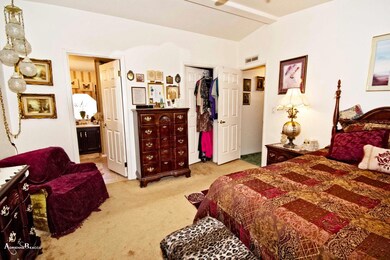 07 Master Bedroom