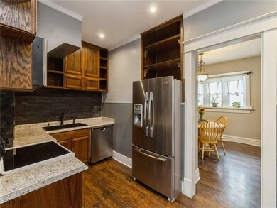 2130 SE 5th St, Des Moines, IA 50315 - photo 6