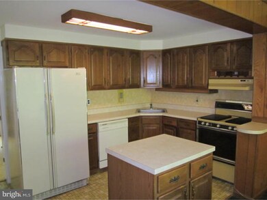 2213 Beaumont Rd, Wilmington, DE 19803 - photo 3