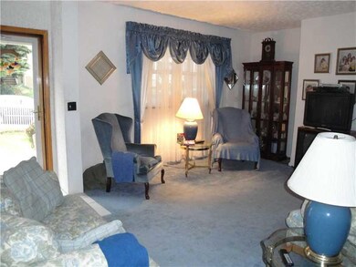 200 Plymouth St, Pittsburgh, PA 15211 - photo 3