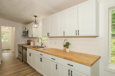 676 2nd Nh Turnpike, Claremont, NH 03743 - photo 4