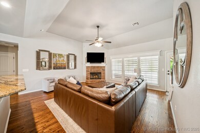 1820 E Montgomery St, Broken Arrow, OK 74012 - photo 7