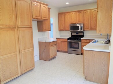 8585 Doubletree Dr S, Crown Point, IN 46307 - photo 4