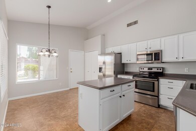 3126 E Desert Ln, Gilbert, AZ 85234 - photo 6