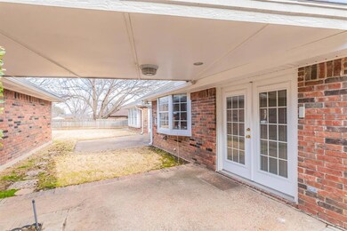 2132 Oakmeadow St, Bedford, TX 76021 - photo 5