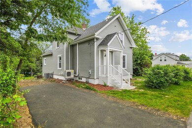 66 Arnold St, Riverside, RI 02915 - photo 2