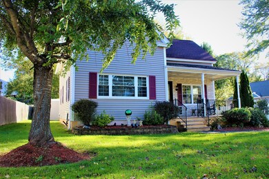 98 Sunderland Rd, Worcester, MA 01604 - photo 2