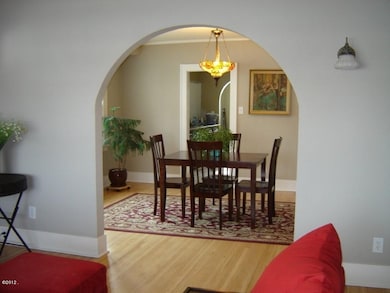 Living room to dining room