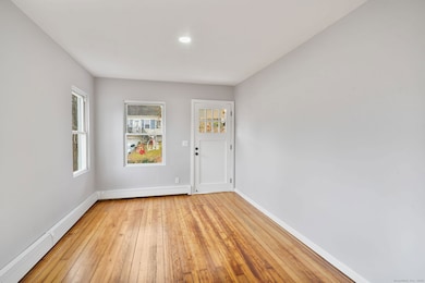 25 Gilbert St, Shelton, CT 06484 - photo 3