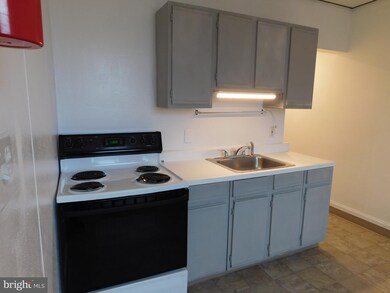 354 N Delsea Dr unit 1C, Clayton, NJ 08312 - photo 4