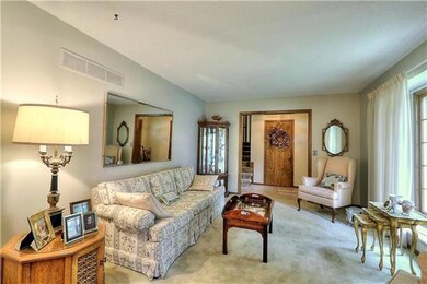 11409 W 71st St, Shawnee, KS 66203 - photo 3