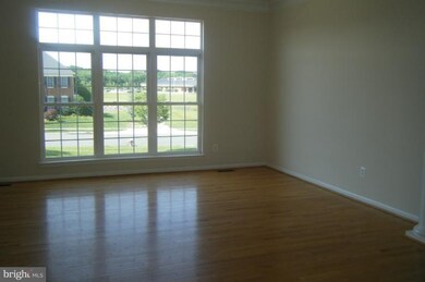 42709 Newcomer Terrace, Chantilly, VA 20152 - photo 3