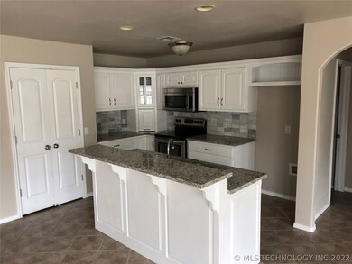 4957 S 202nd East Ave, Broken Arrow, OK 74014 - photo 4