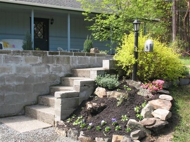 377 Johnson Dr, Grants Pass, OR 97527 - photo 7