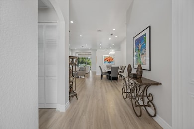 10870 Royal Devon Way, Lake Worth, FL 33449 - photo 4