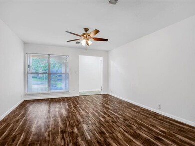 106 Doris Dr, Denison, TX 75021 - photo 5