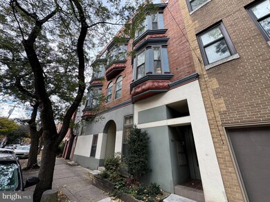 746-48 E Passyunk Ave unit F, Philadelphia, PA 19147 - photo 2