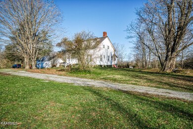 135 Red Williams Rd, Crossville, TN 38571 - photo 4