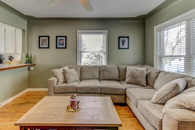 824 W 25th Blended-1