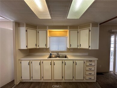 1895 W Devonshire Ave unit 32, Hemet, CA 92545 - photo 7