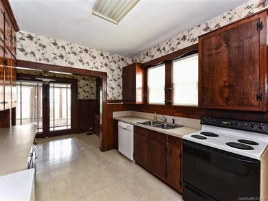 406 W Phifer St, Marshville, NC 28103 - photo 7