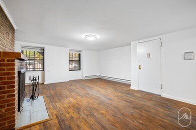 313 W 29th St unit A, New York, NY 10001 - photo 3