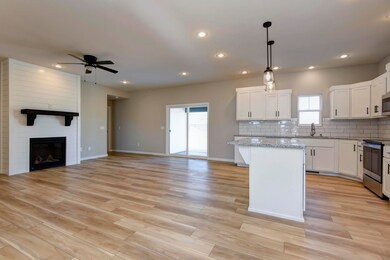 821 S Parkside Cir unit Lot 111, Nixa, MO 65714 - photo 7