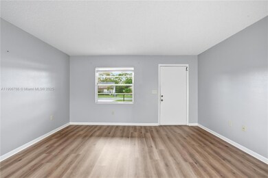 55 Jasmine St, Lake Placid, FL 33852 - photo 6