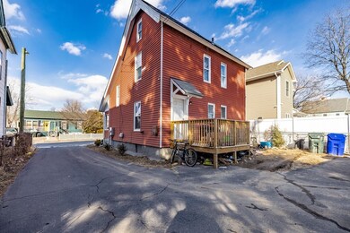 73 Tyler St, Springfield, MA 01109 - photo 3