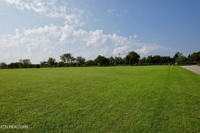 142 Arbor Ln, Dandridge, TN 37725 - photo 5