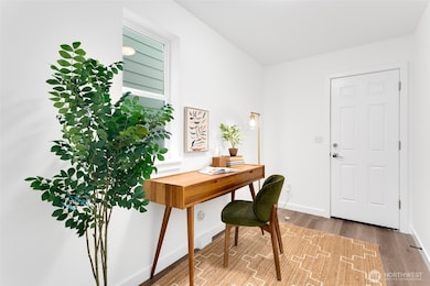 12107 E Gibson Rd, Everett, WA 98204 - photo 4