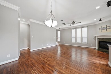 806 Garden Trace Ln, Houston, TX 77018 - photo 6