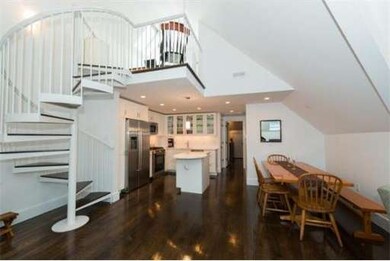298 Harvard St unit 6, Cambridge, MA 02139 - photo 2