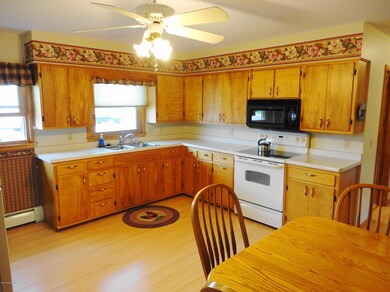 Bright, Roomy Kitchen