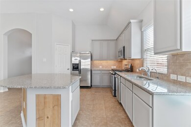 31023 Imperial Walk Ln, Spring, TX 77386 - photo 4