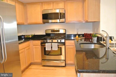 The Aurora Condominiums unit 708, Silver Spring, MD 20910 - photo 5