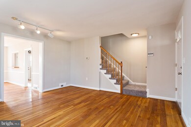 1321 Meridene Dr, Baltimore, MD 21239 - photo 4