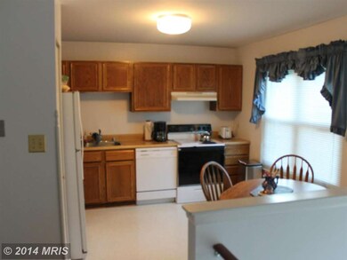 2403 Vineyard Ln, Crofton, MD 21114 - photo 2