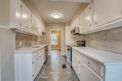 3727 N Swan Ridge Cir, Memphis, TN 38122 - photo 7