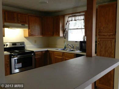 2403 Pinecrest Ln, Fredericksburg, VA 22408 - photo 4