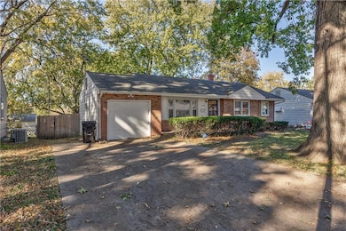 3606 S Spring St, Independence, MO 64055 - photo 3