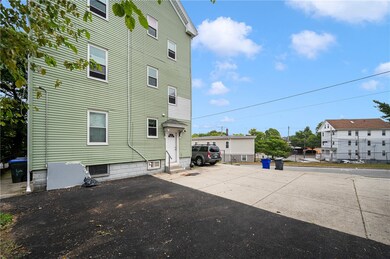 8 Eaton St unit 2, Providence, RI 02908 - photo 3