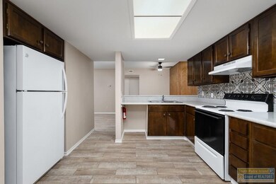 3005 Old Alice Rd unit 200-G, Brownsville, TX 78521 - photo 6