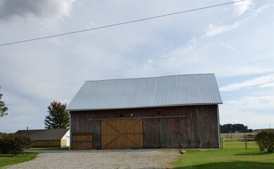 10705 Winters Rd, Roanoke, IN 46783 - photo 4