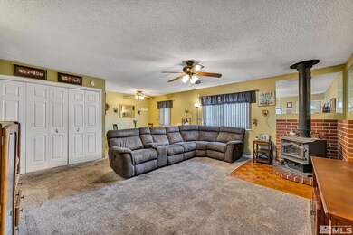 927 Stanford Way, Sparks, NV 89431 - photo 5