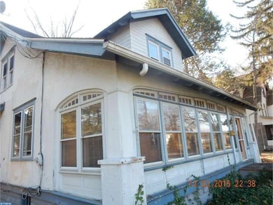 20 W Franklin Ave, Beverly, NJ 08010 - photo 2