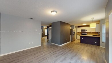 238 Magnolia Ave, Davie, FL 33325 - photo 5