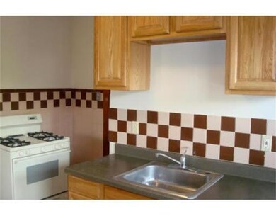 109 Welles Ave unit 1, Dorchester Center, MA 02124 - photo 6