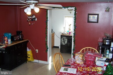 222 W Bertsch St, Lansford, PA 18232 - photo 6